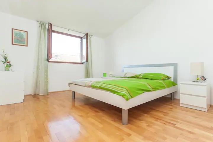 Apartment Morovic Kaštela Zewnętrze zdjęcie